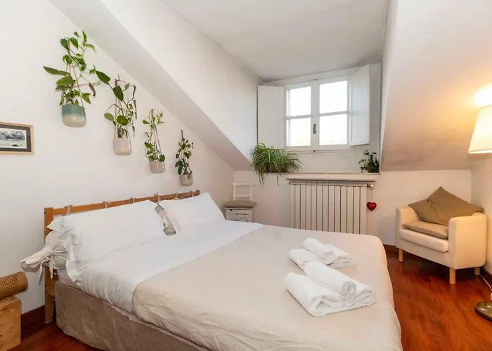 Porta Nuova Apt X4 - City View Apartment *