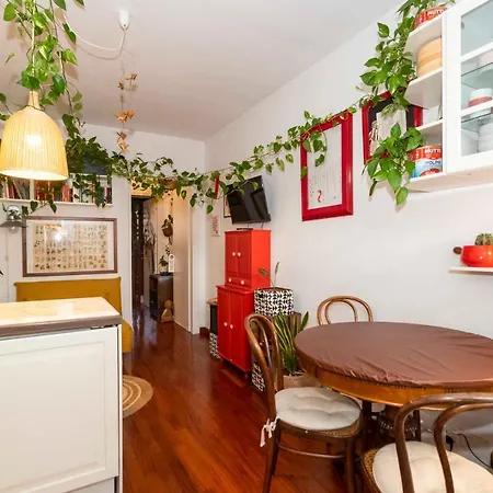 Porta Nuova Apt X4 - City View Apartman *